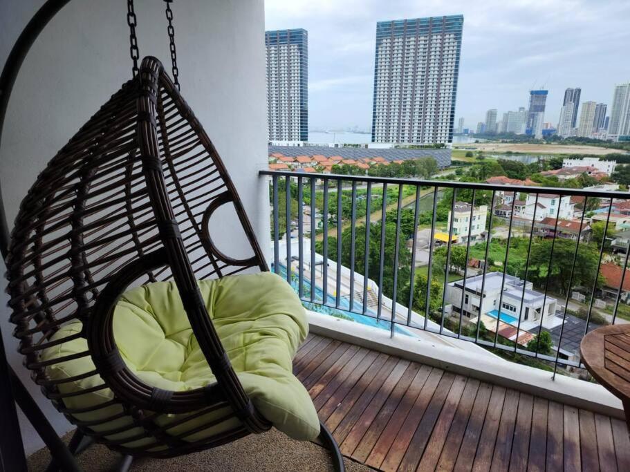 Deluxe Seaview Suite Twin Bed By The Only Bnb Tanjung Tokong Εξωτερικό φωτογραφία