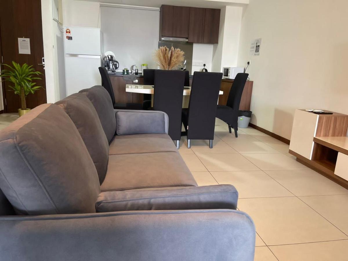 Deluxe Seaview Suite Twin Bed By The Only Bnb Tanjung Tokong Εξωτερικό φωτογραφία